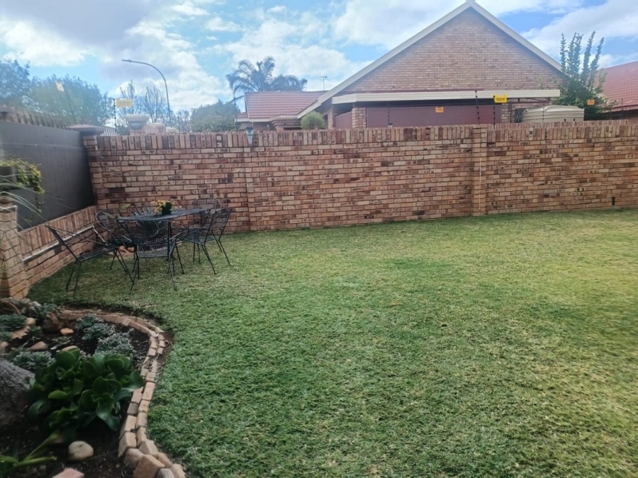 3 Bedroom Property for Sale in Hillcrest Northern Cape